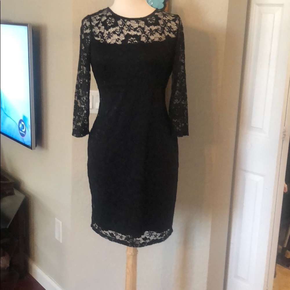 Size 8 Never Worn Boston Proper Black Lace Dress